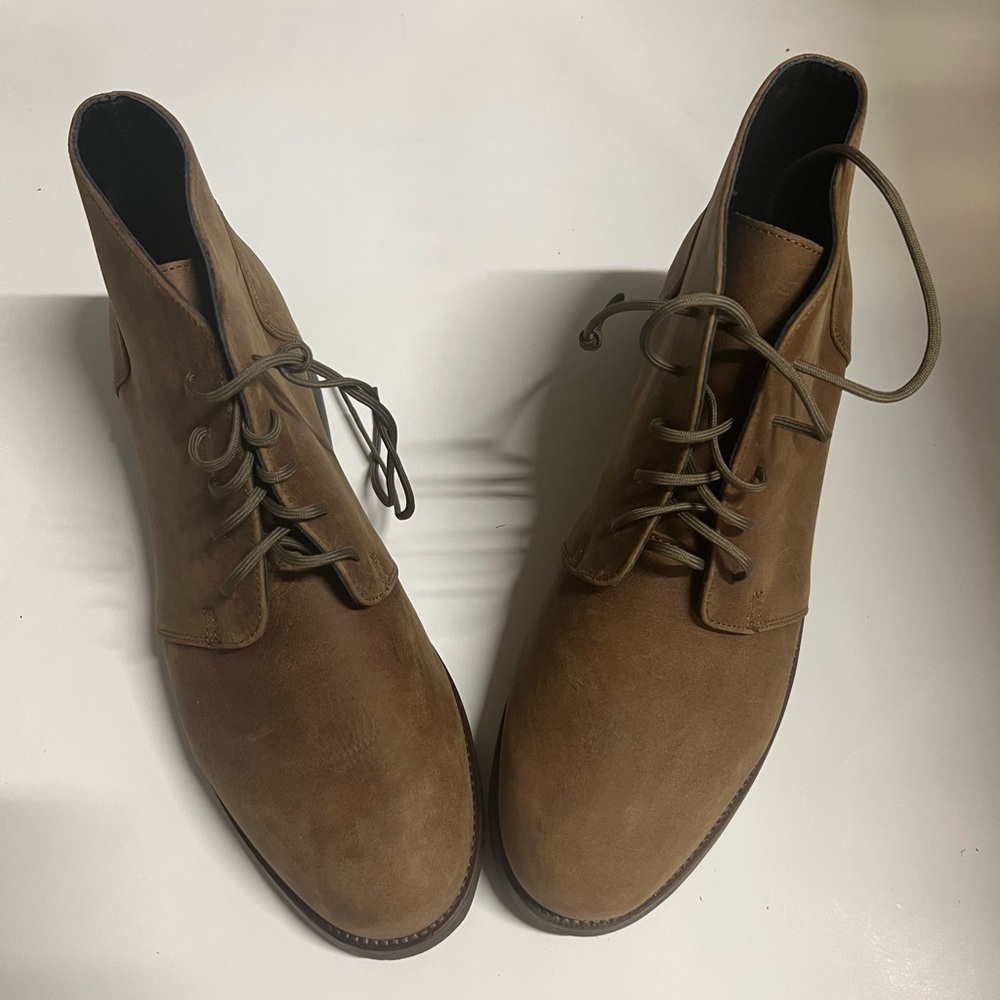 NEW Men’s Chukka Boot Nisolo Tobacco Brown Color